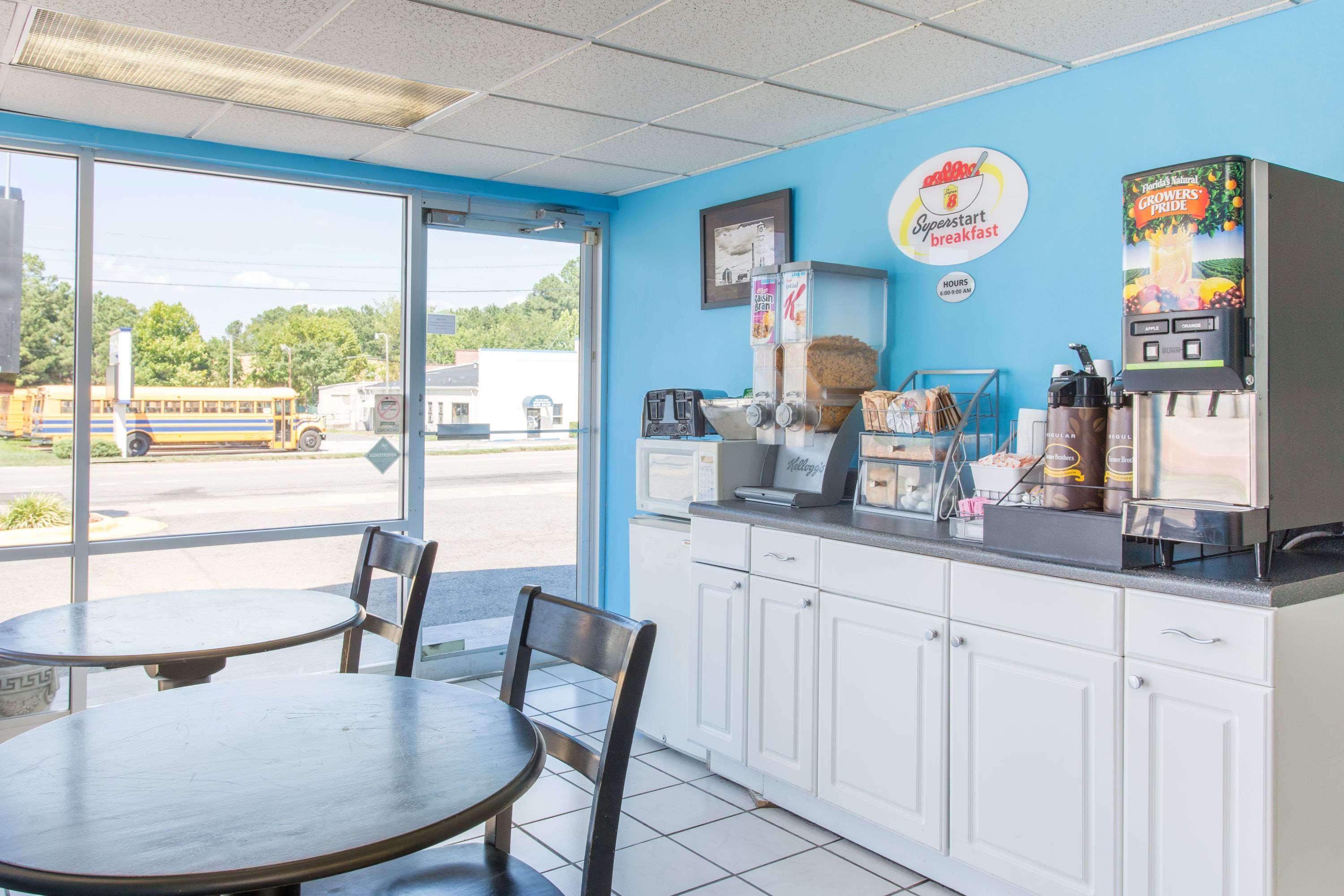 Super 8 By Wyndham Durham/University Area Nc Ngoại thất bức ảnh