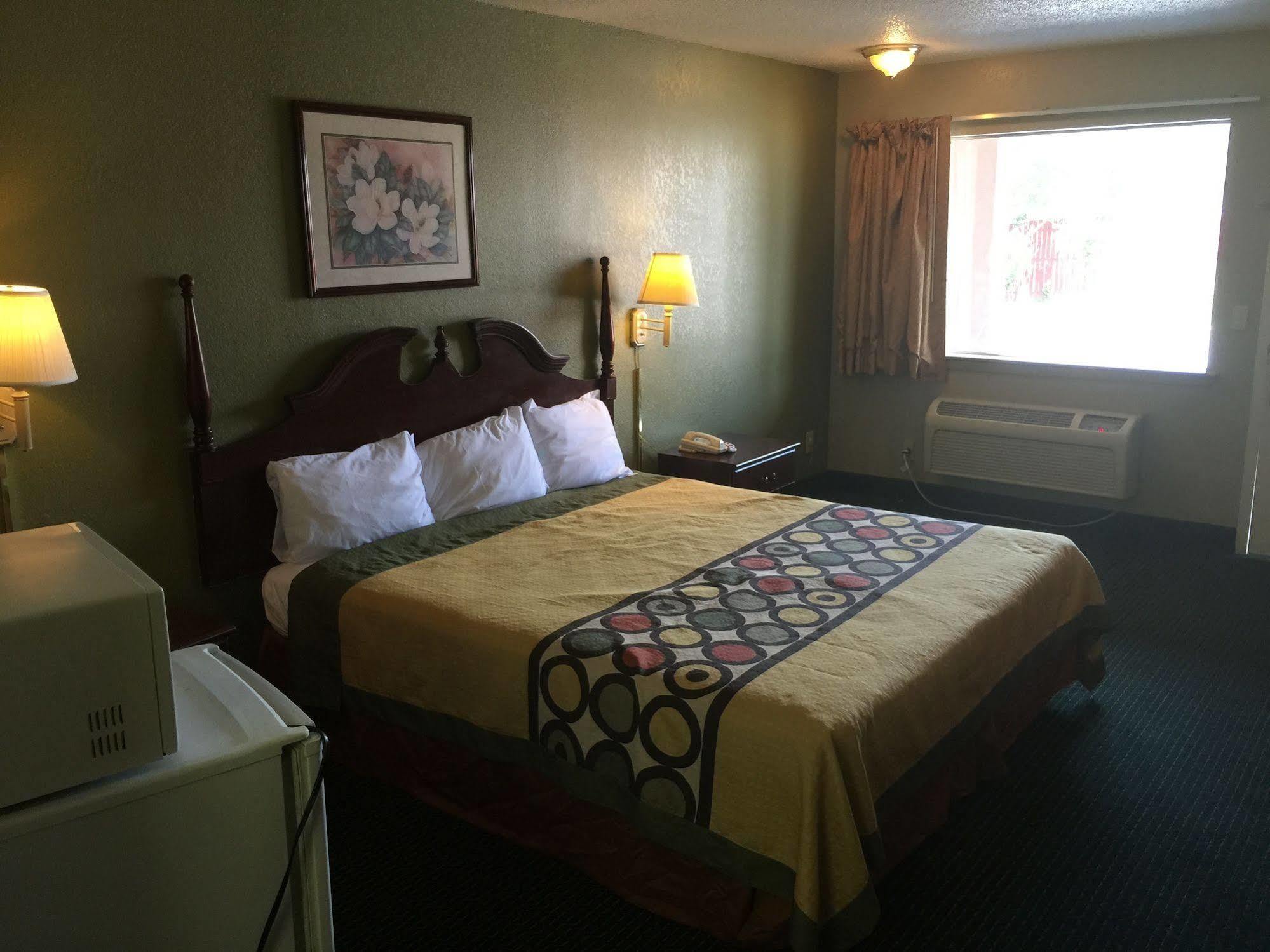 Super 8 By Wyndham Durham/University Area Nc Ngoại thất bức ảnh